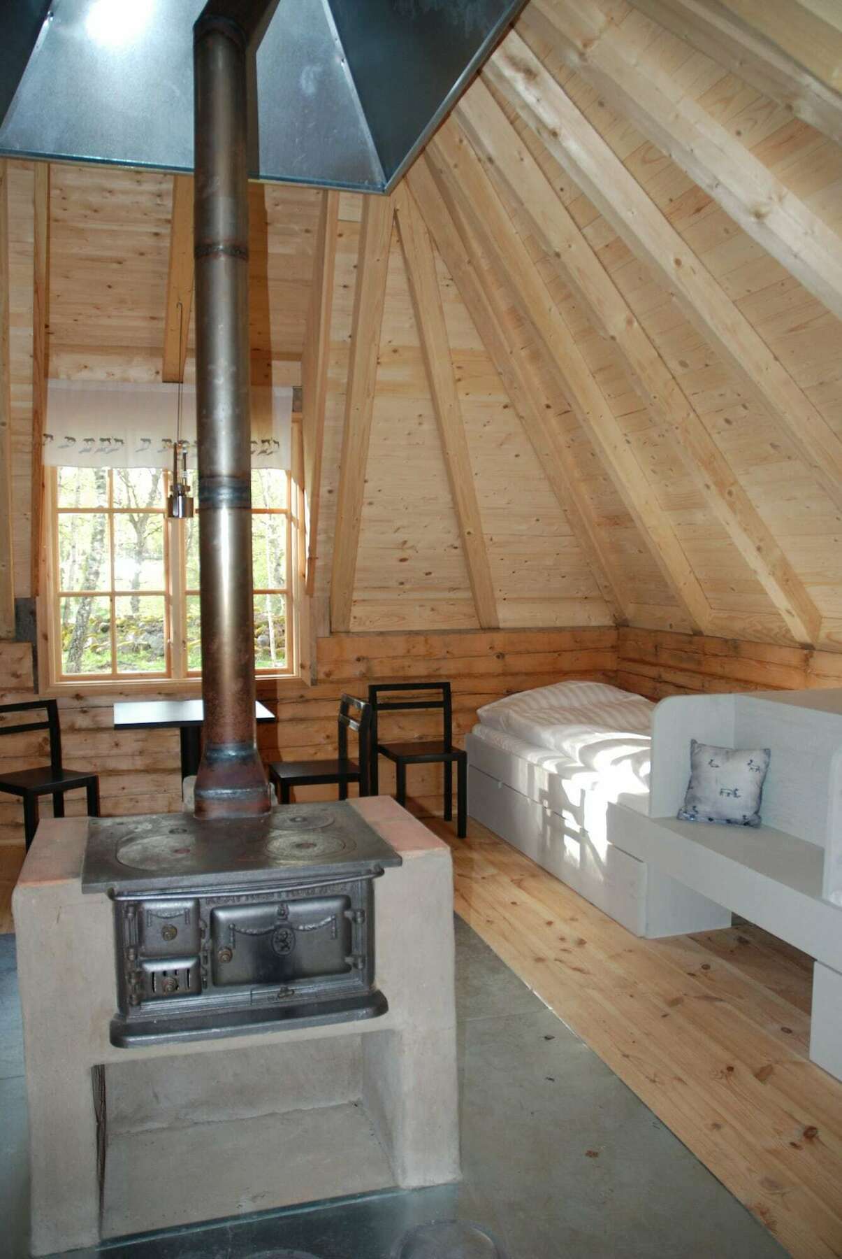 Urnatur Eco Treehouse Lodge Ödeshög Esterno foto